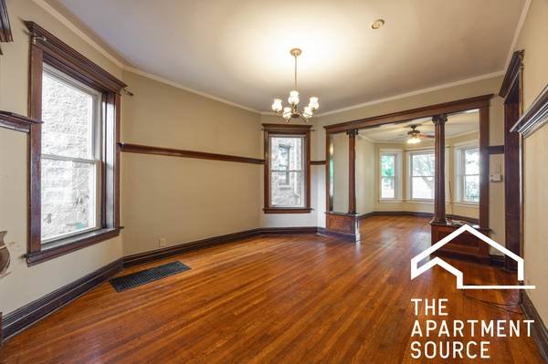 LARGE 2bd