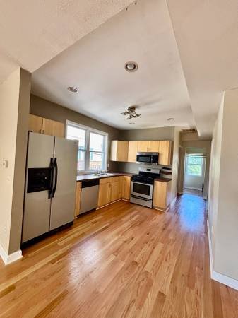 Sunny/affordable 2bd