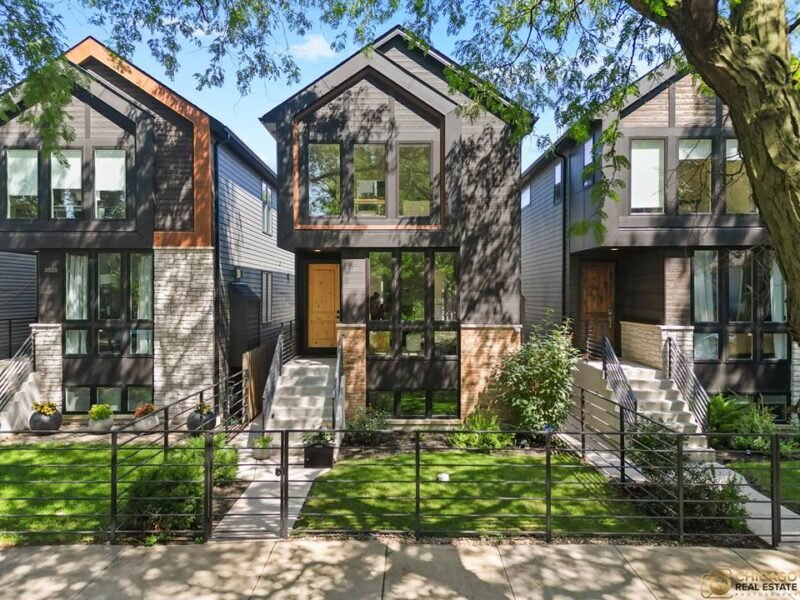 3 Beds 3 / 1 Baths