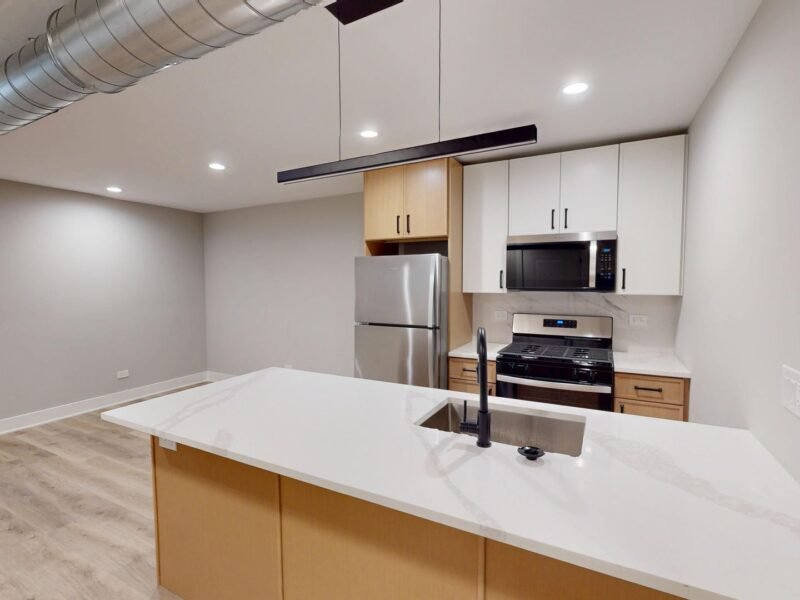 3 bd - 1.5 ba