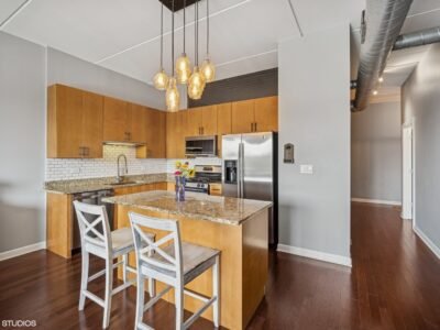 2 Beds 2 Baths