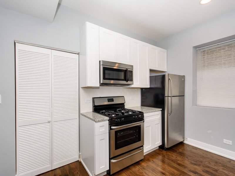 3 bd - 2 ba