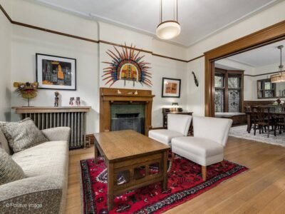 5 Beds 4 Baths