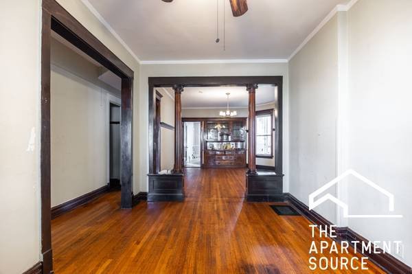 LARGE 2bd