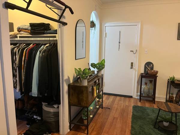 Sudio for Sublease