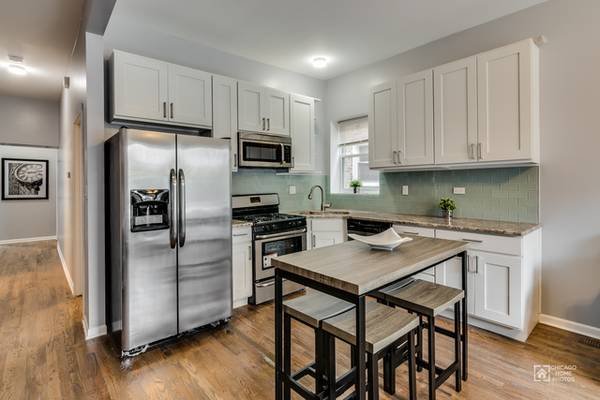 3br - large duplex