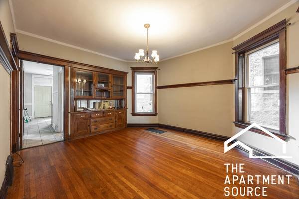 LARGE 2bd