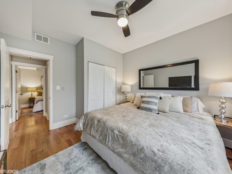 2 Beds 1 Baths