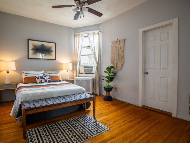 3 Beds 2 Baths