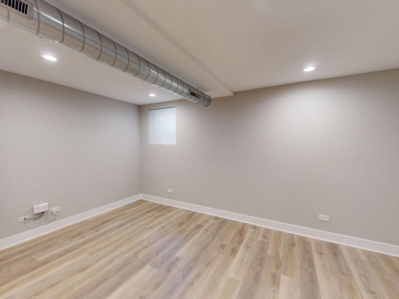 3 bd - 1.5 ba