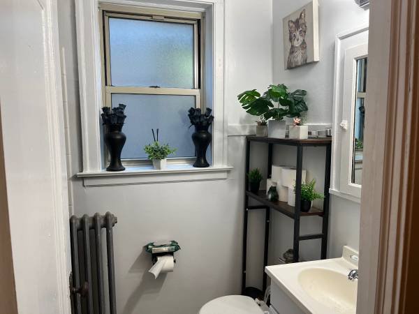 Sudio for Sublease