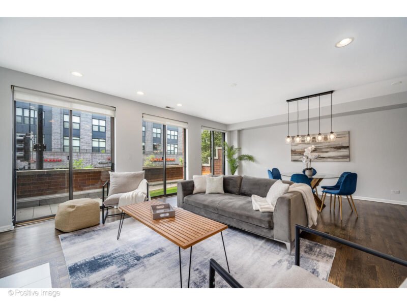 2 bedroom/2.5 bath