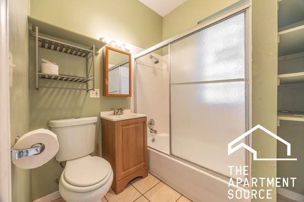 LARGE 2bd