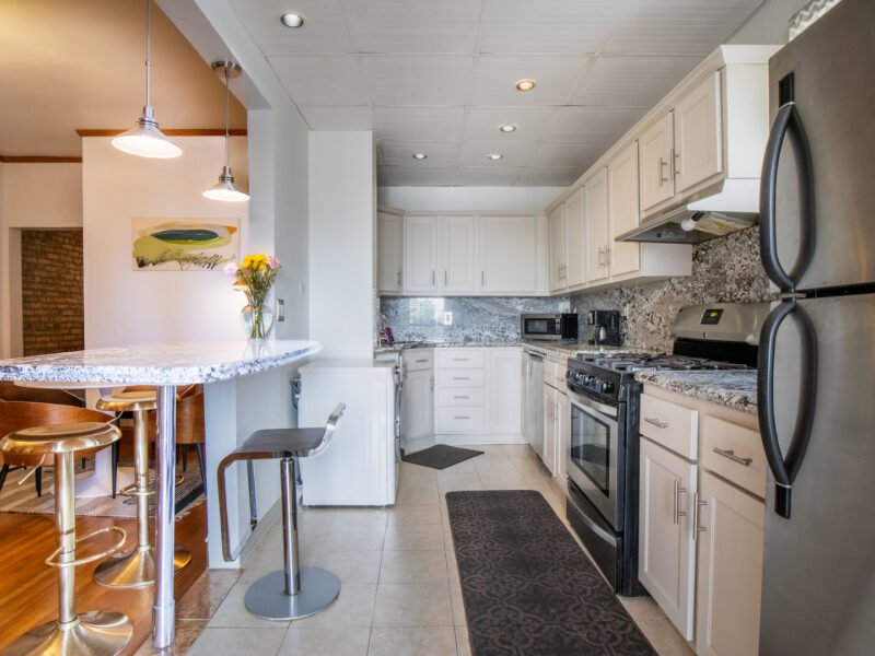 3 Beds 2 Baths