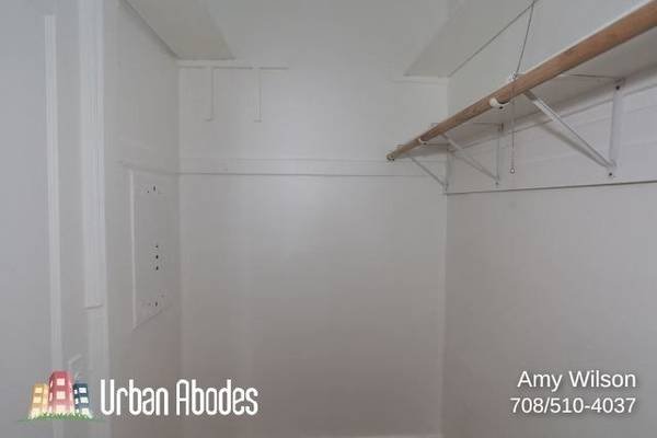 400ft2 - Studio