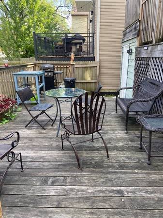 Sunny/affordable 2bd
