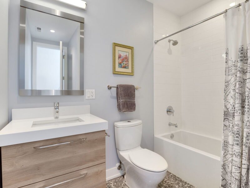 3 Beds 2 Baths
