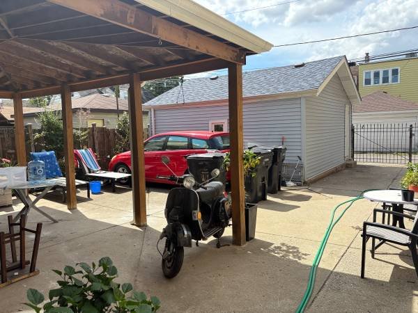 3br - Top Floor