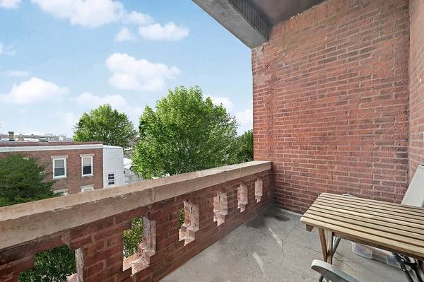 2BR/2BA - 1000ft2